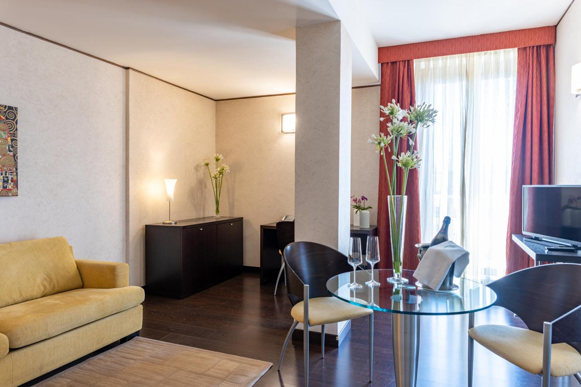 Hotel Valentino Terni Exteriör bild