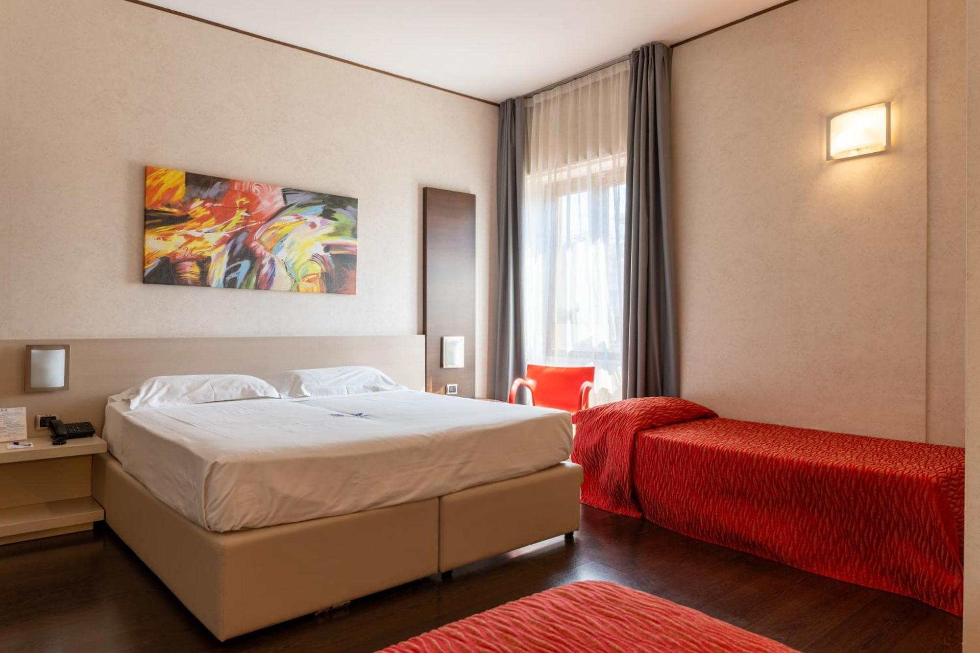 Hotel Valentino Terni Exteriör bild