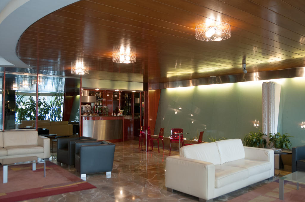 Hotel Valentino Terni Exteriör bild